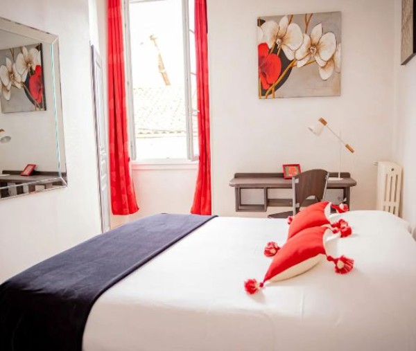 HOTEL HENRI IV ***